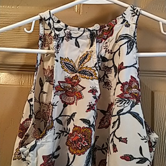 Old navy crop top xs floral flowing - Picture 6 of 7